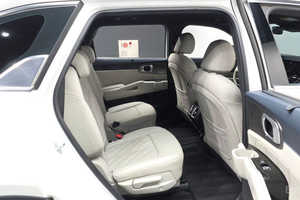 2021 Kia Sorento с пробегом 114 011 км