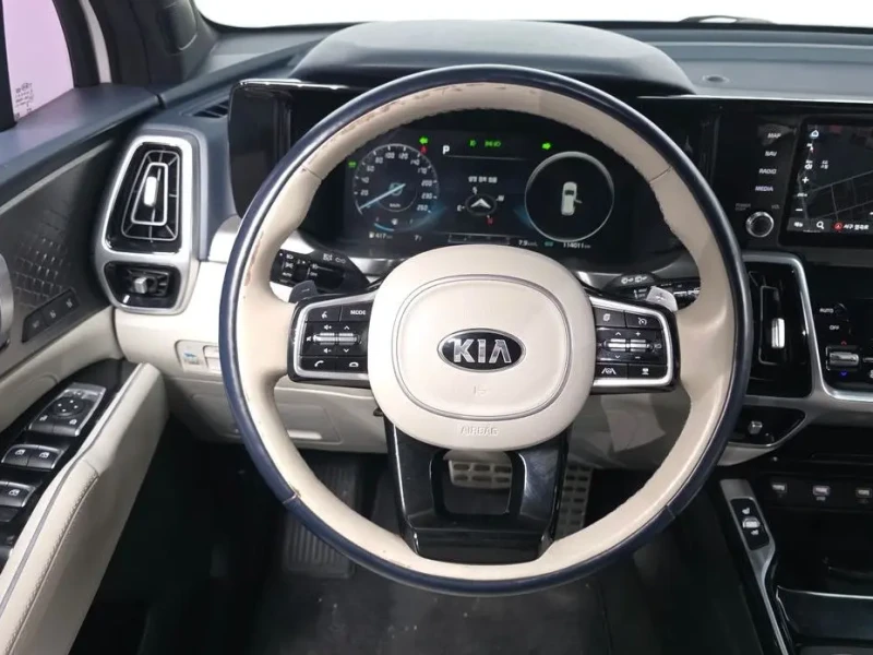 2021 Kia Sorento с пробегом 114 011 км