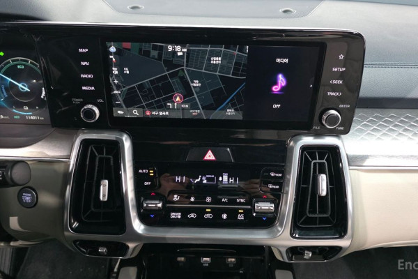 2021 Kia Sorento с пробегом 114 011 км