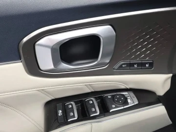 2021 Kia Sorento с пробегом 114 011 км