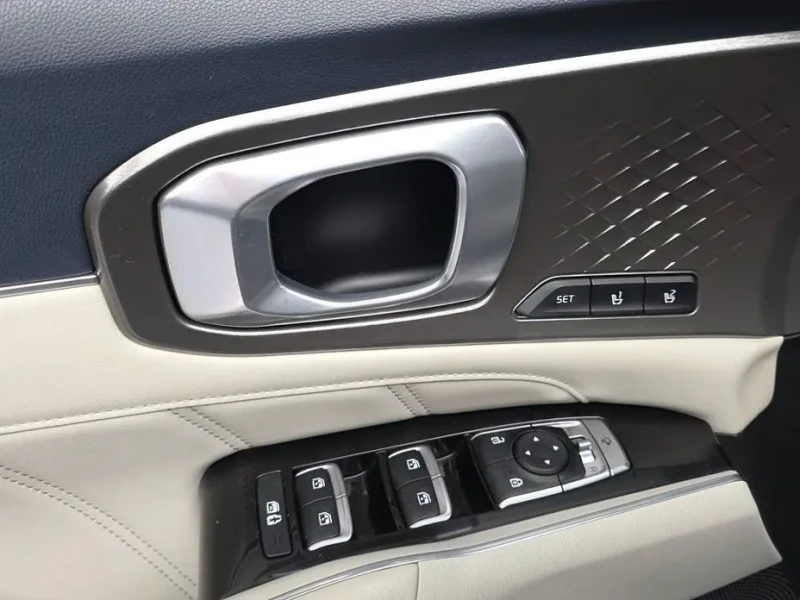 2021 Kia Sorento с пробегом 114 011 км