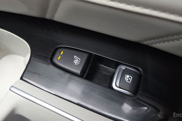 2021 Kia Sorento с пробегом 114 011 км