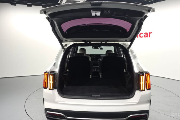 2021 Kia Sorento с пробегом 114 011 км