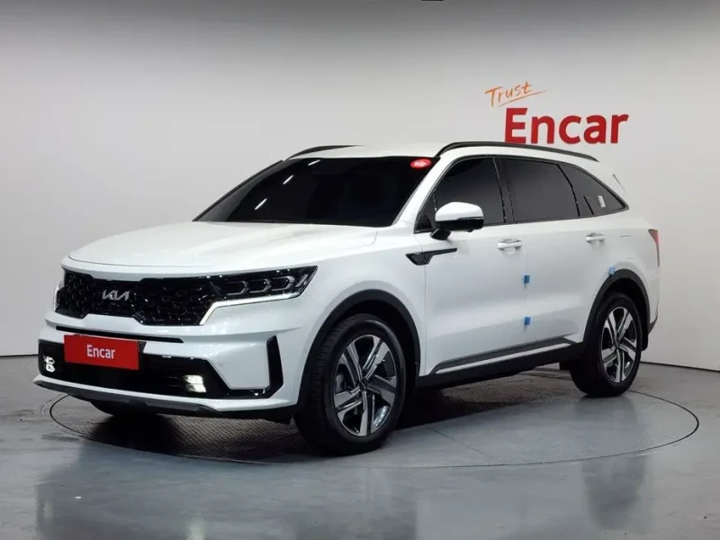 2023 Kia Sorento с пробегом 23 881 км