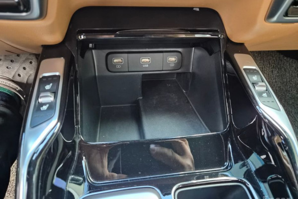 2022 Kia Sorento с пробегом 54 350 км