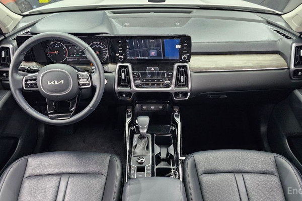 2022 Kia Sorento с пробегом 24 473 км