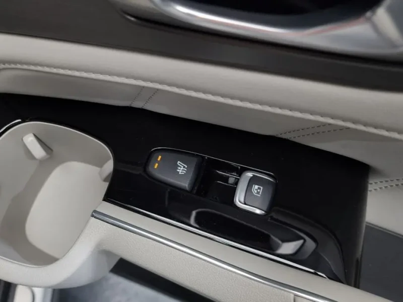 2023 Kia Sorento с пробегом 23 881 км