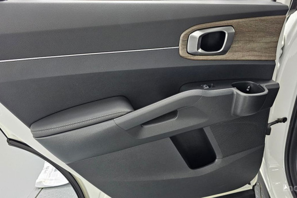 2022 Kia Sorento с пробегом 24 473 км