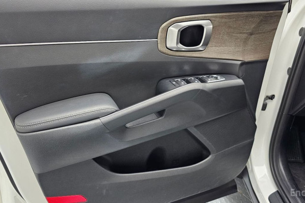 2022 Kia Sorento с пробегом 24 473 км