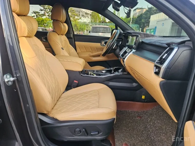 2023 Kia Sorento с пробегом 50 234 км