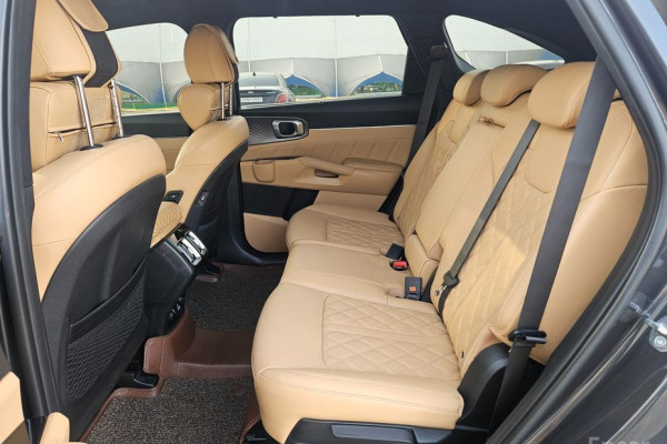 2023 Kia Sorento с пробегом 50 234 км