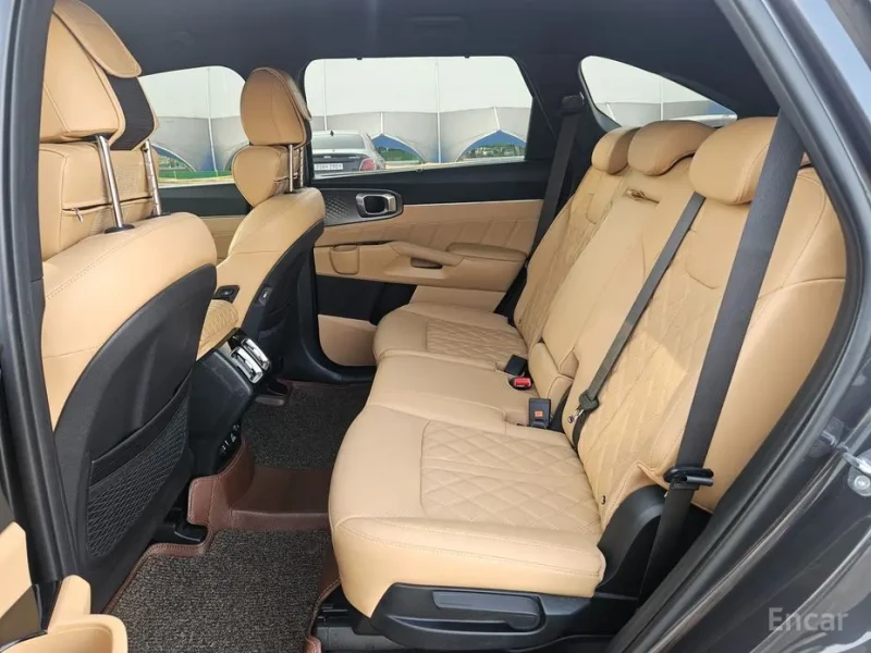 2023 Kia Sorento с пробегом 50 234 км
