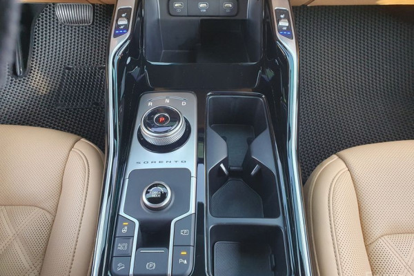 2022 Kia Sorento с пробегом 30 100 км