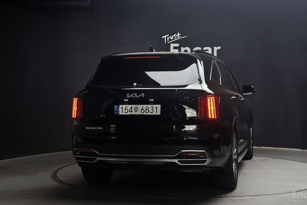 2023 Kia Sorento с пробегом 16 485 км