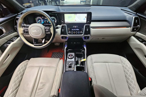 2023 Kia Sorento с пробегом 16 485 км