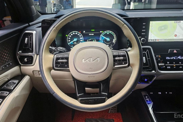 2023 Kia Sorento с пробегом 16 485 км