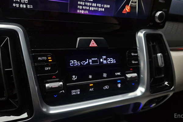 2023 Kia Sorento с пробегом 16 485 км