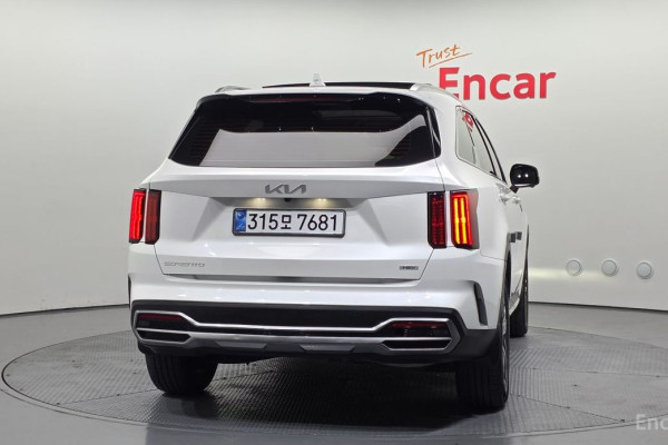 2023 Kia Sorento с пробегом 43 178 км