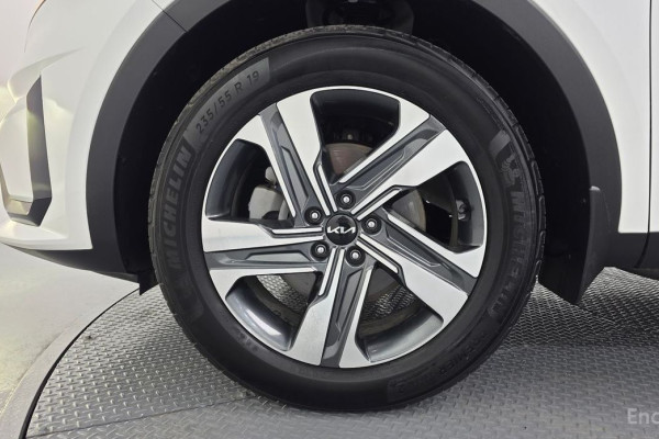 2023 Kia Sorento с пробегом 43 178 км