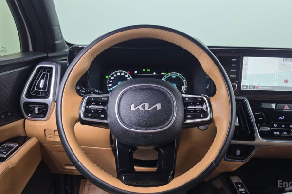 2023 Kia Sorento с пробегом 43 178 км