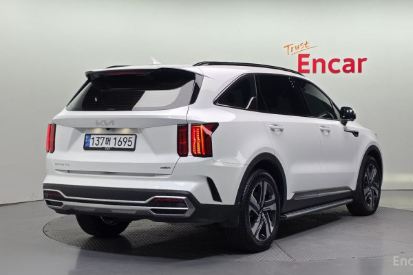 2022 Kia Sorento с пробегом 8 392 км
