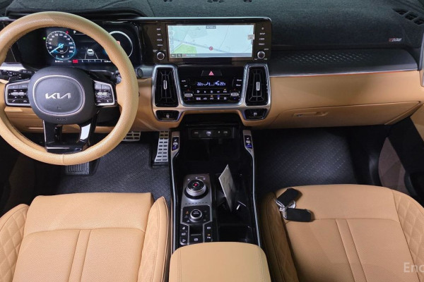2022 Kia Sorento с пробегом 8 392 км