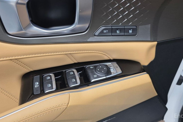 2022 Kia Sorento с пробегом 8 392 км