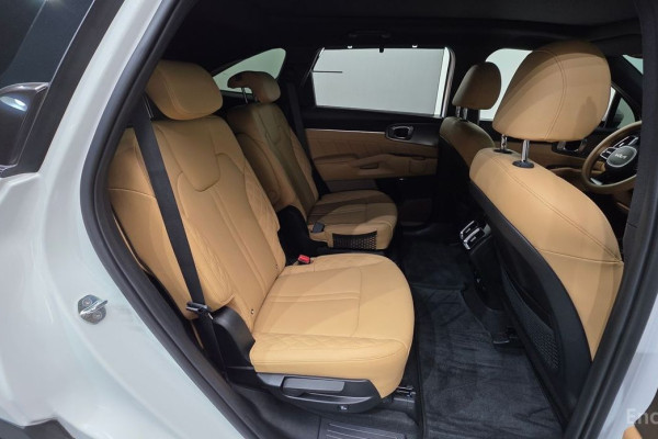 2022 Kia Sorento с пробегом 8 392 км