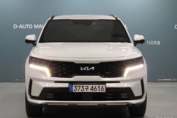 2023 Kia Sorento с пробегом 39 020 км