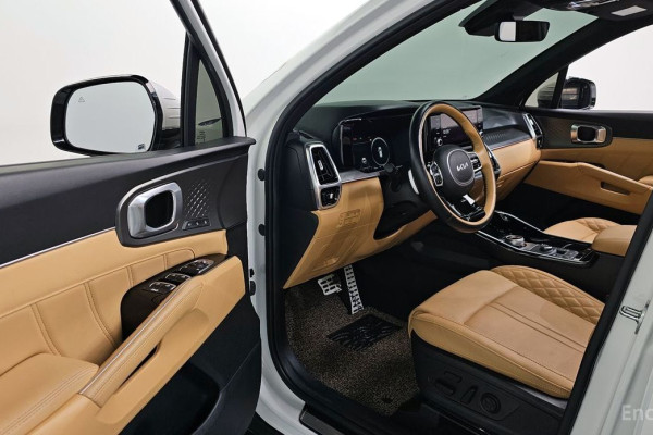 2023 Kia Sorento с пробегом 27 082 км