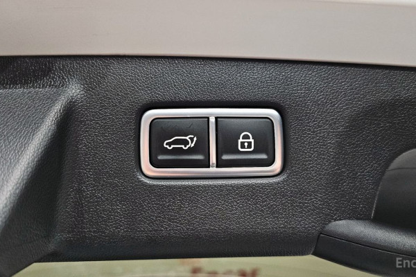 2023 Kia Sorento с пробегом 27 082 км