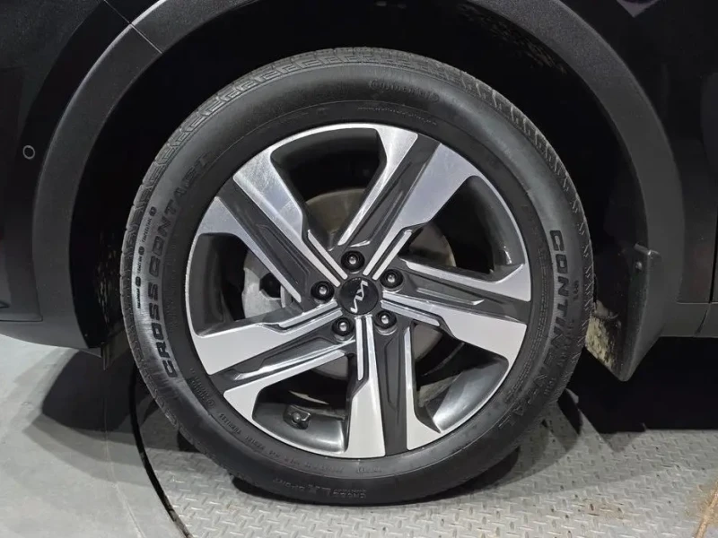 2023 Kia Sorento с пробегом 40 373 км