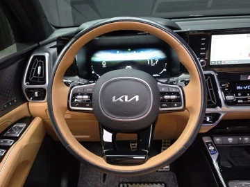 2023 Kia Sorento с пробегом 40 373 км