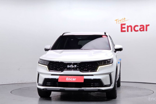 2023 Kia Sorento с пробегом 71 153 км