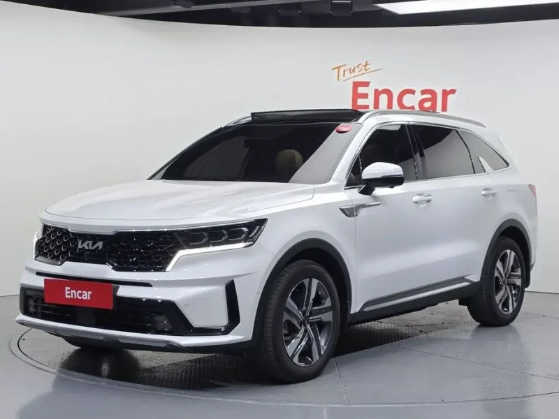 2023 Kia Sorento с пробегом 55 606 км