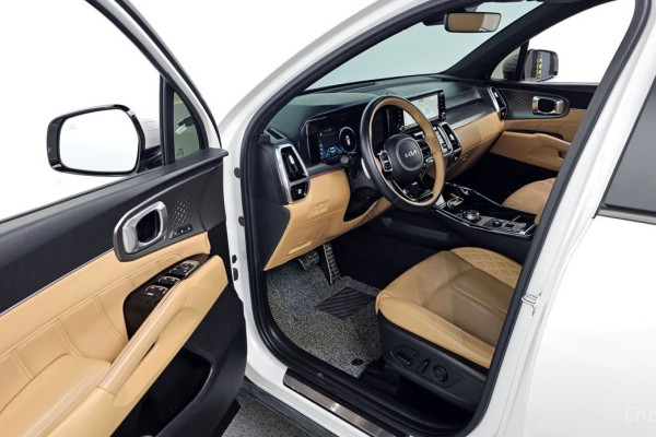 2023 Kia Sorento с пробегом 71 153 км