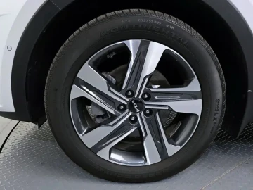 2023 Kia Sorento с пробегом 55 606 км