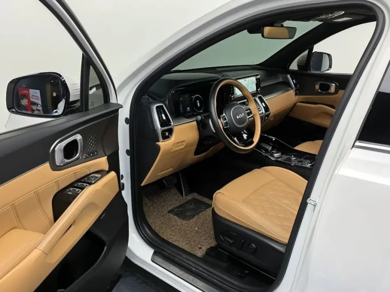 2023 Kia Sorento с пробегом 55 606 км
