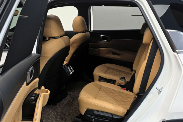 2023 Kia Sorento с пробегом 55 606 км