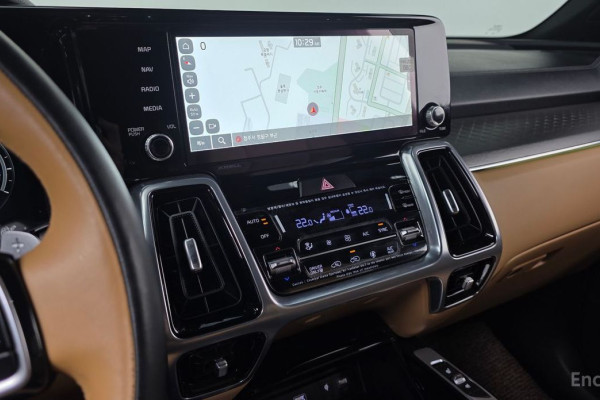 2023 Kia Sorento с пробегом 55 606 км