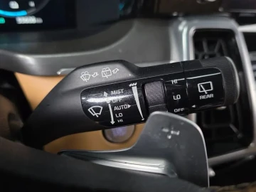2023 Kia Sorento с пробегом 55 606 км