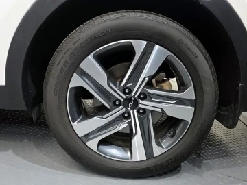 2023 Kia Sorento с пробегом 55 606 км