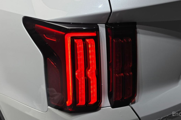 2023 Kia Sorento с пробегом 55 606 км