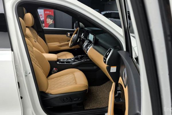 2023 Kia Sorento с пробегом 55 606 км