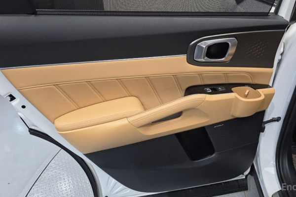 2023 Kia Sorento с пробегом 55 606 км