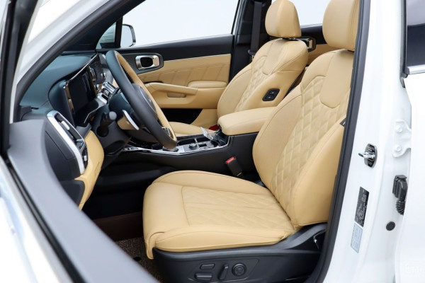 2023 Kia Sorento с пробегом 34 669 км