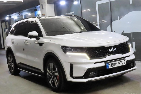 2022 Kia Sorento с пробегом 47 888 км