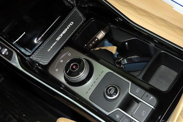 2022 Kia Sorento с пробегом 47 888 км