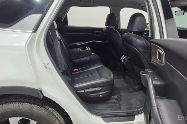 2022 Kia Sorento с пробегом 92 364 км