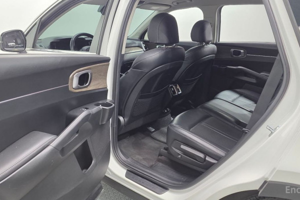 2022 Kia Sorento с пробегом 92 364 км